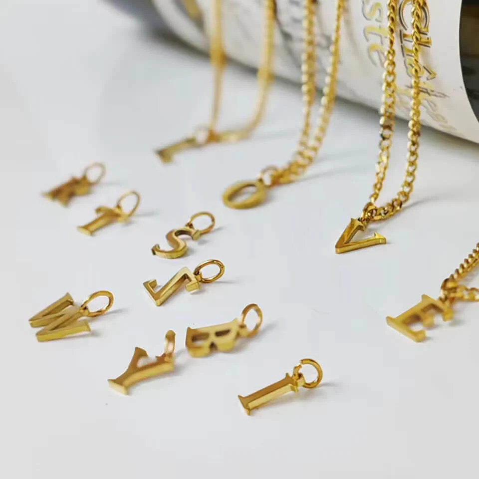 Curb Chain Letter Pendant Necklace - Image 3