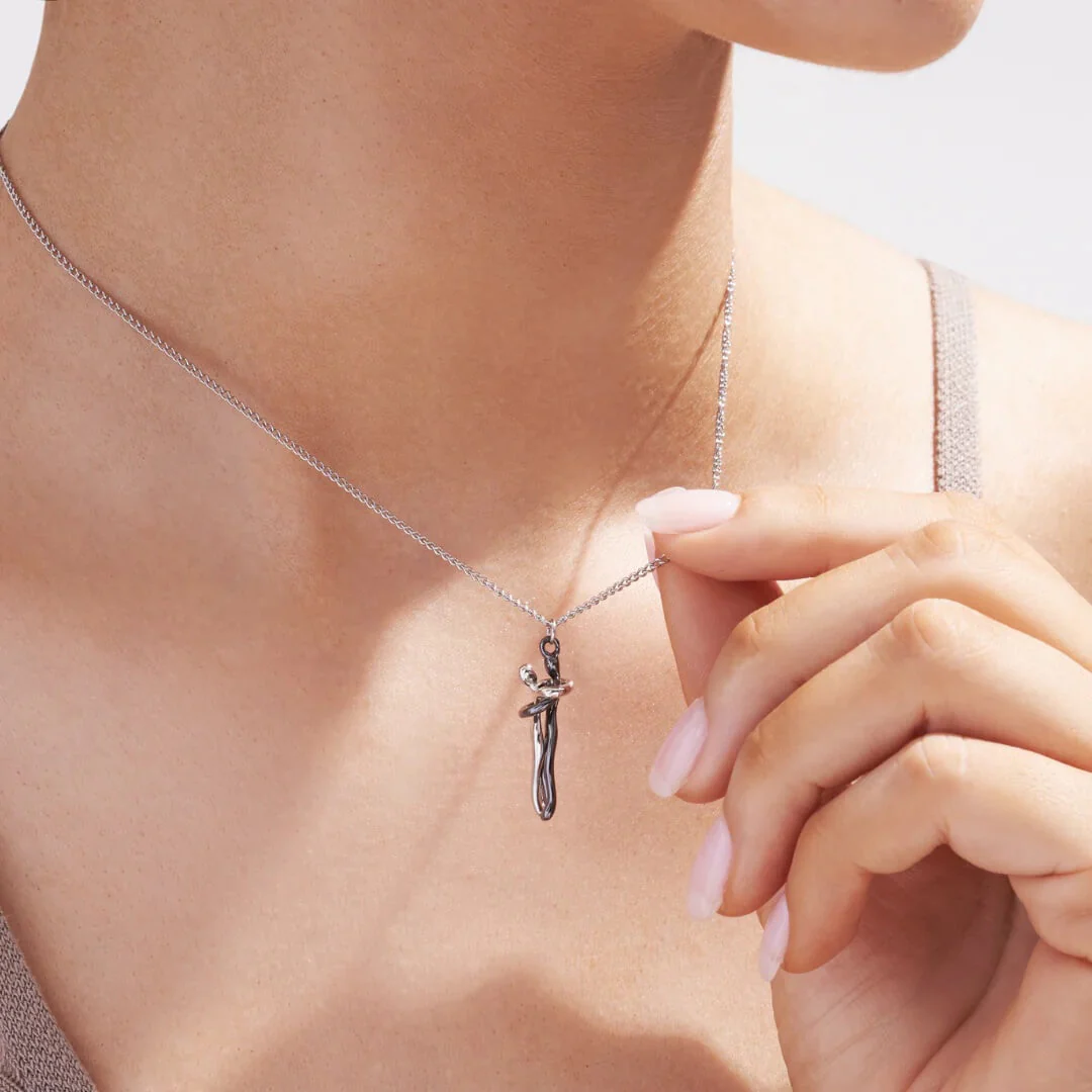 Hug Necklace - Image 2